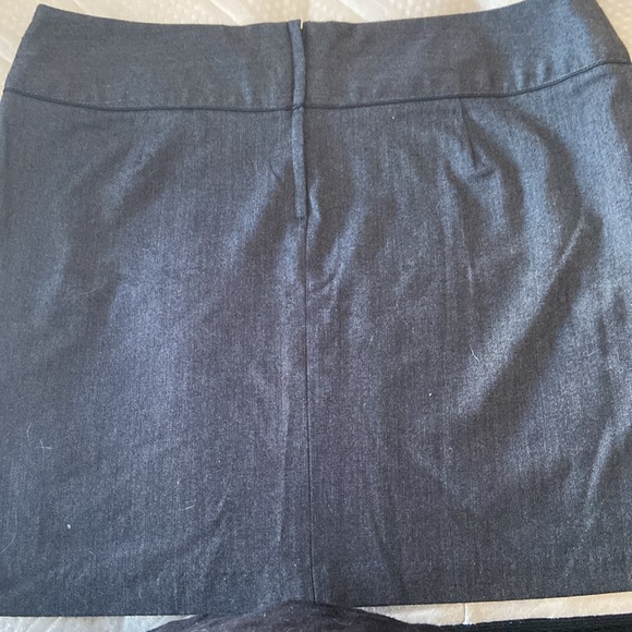 Grey Skirt - Picture 3 of 3